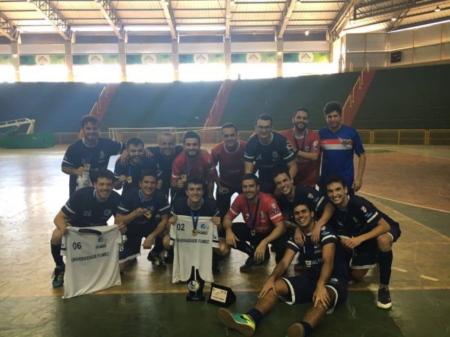 45cb8f1e8be92100b4e7c16b0409cd0c f7844