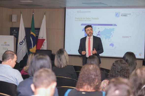 561a82bb2f34b487a8496151fdde6eb2 f13021