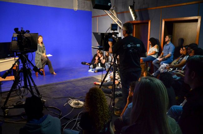 8e1998222fe8e3a705fe630e68c185a3 f9469